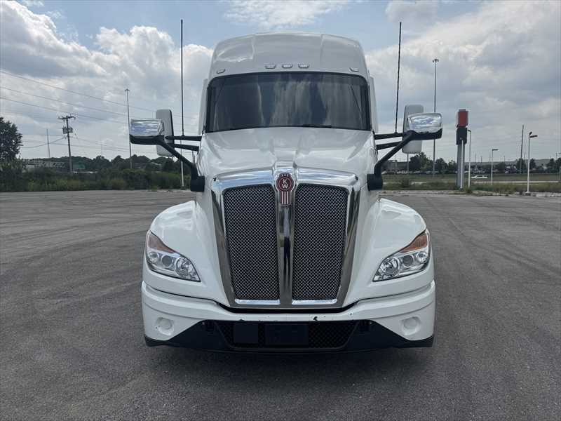 2023 Kenworth  T680