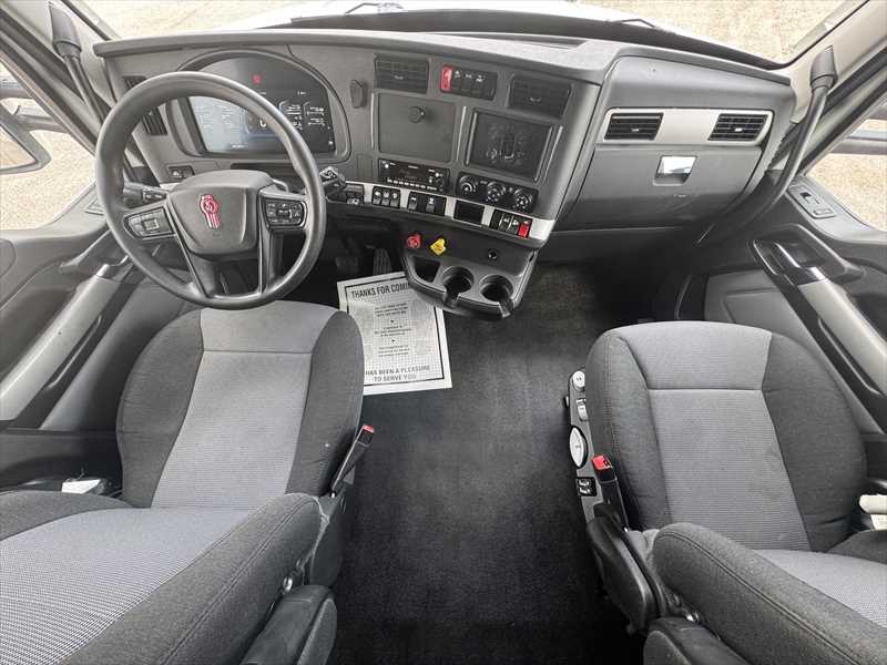 2023 Kenworth  T680