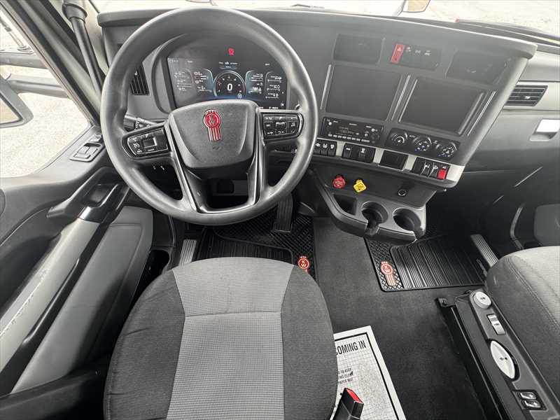 2023 Kenworth  T680