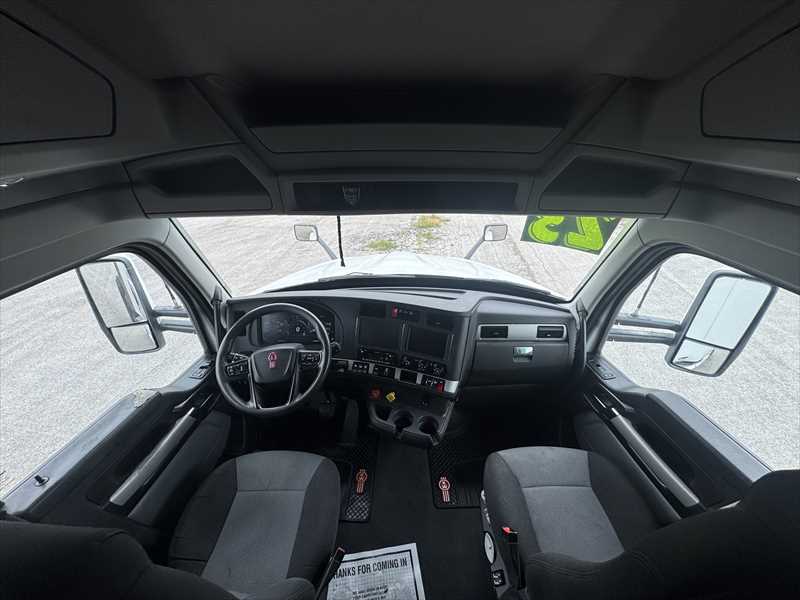 2023 Kenworth  T680