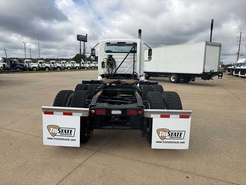 2025 International  RH613