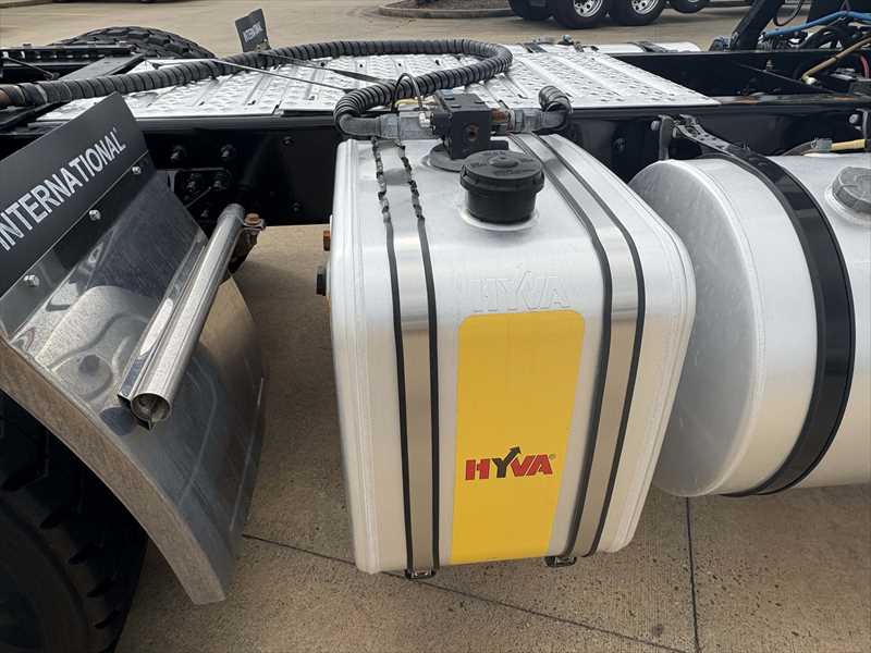 2025 International  RH613