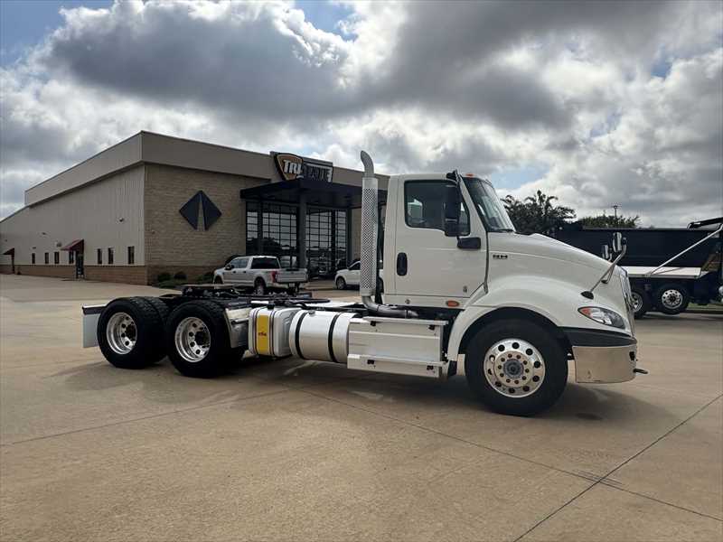 2025 International  RH613