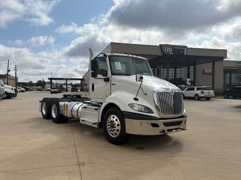 2025 International  RH613