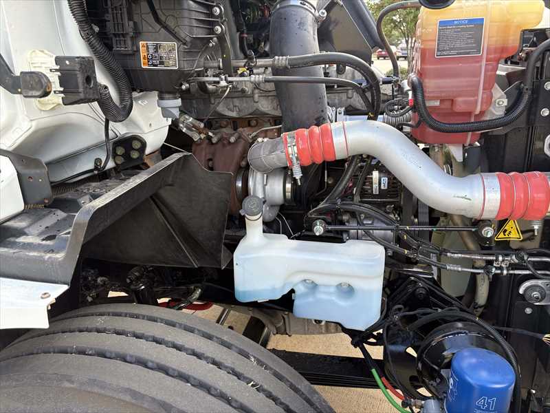 2025 International  RH613