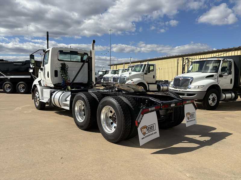 2025 International  RH613