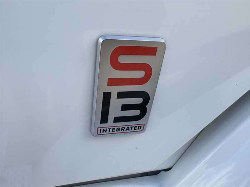 2025 International  RH613