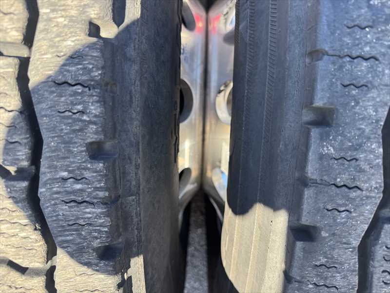 2022 Volvo - image 6