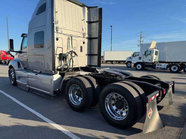 2022 International  LT625