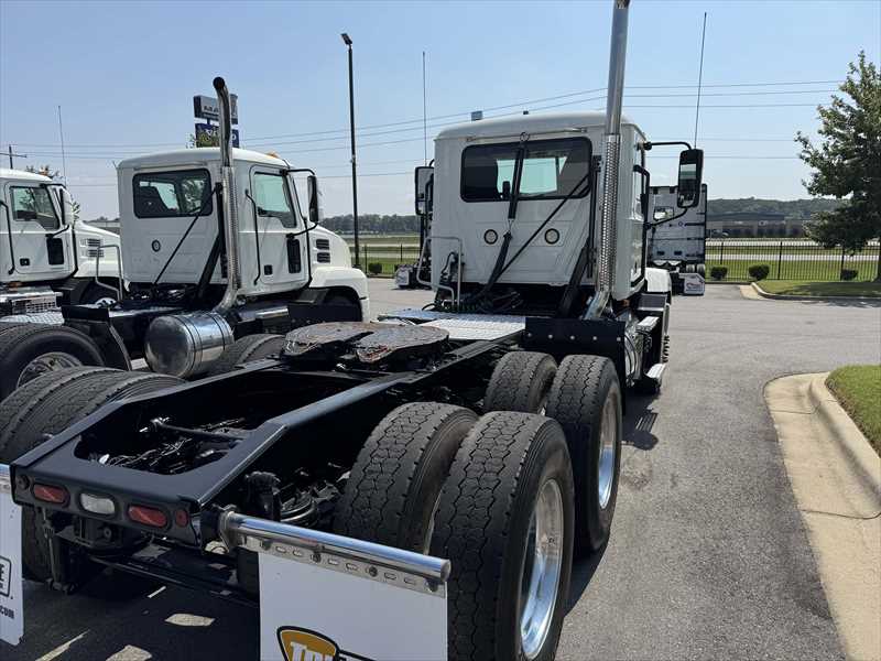 2023 Mack  AN64T
