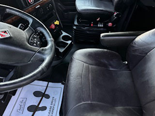 2022 International  LT625