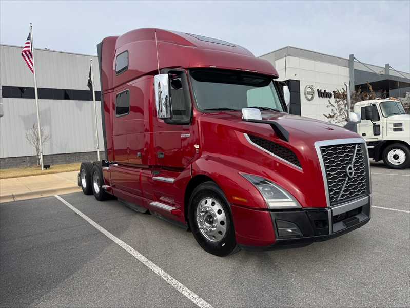 2022 Volvo  VNL64T860