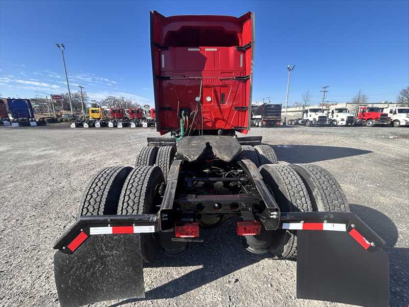 2021 International - image 14