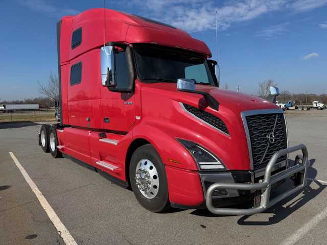 2023 Volvo  VNL64T860