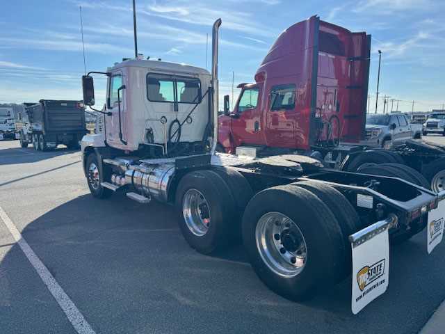 2023 Mack  AN64T