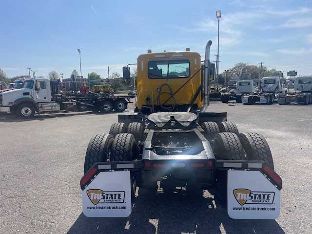 2022 Mack - image 4