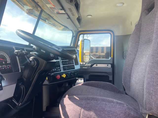 2022 Mack - image 12