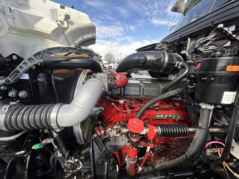 2019 Mack - image 11