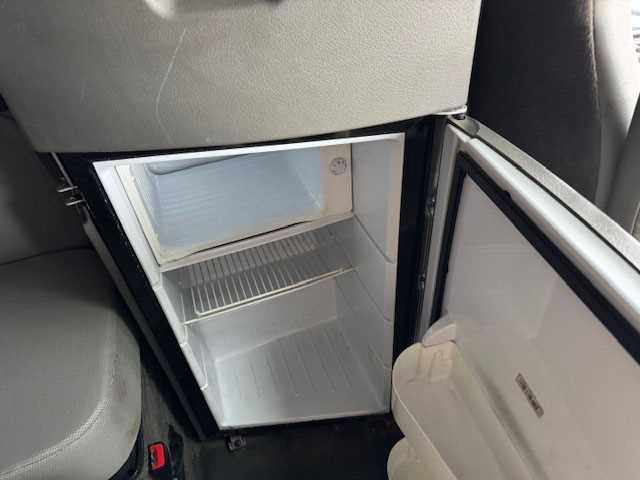 2022 Volvo - image 15