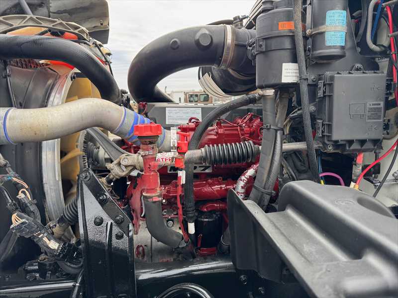 2019 Mack Granite - image 9