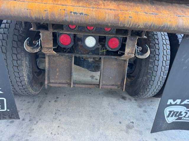 2020 Mack Granite - image 4