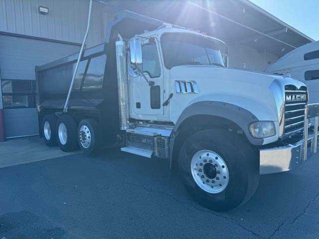 2020 Mack Granite - image 7