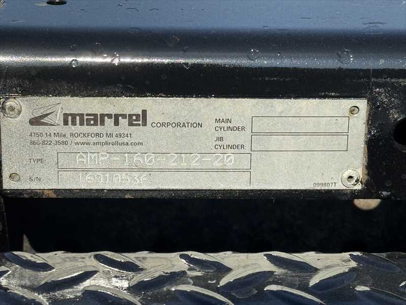 2017 Volvo - image 7