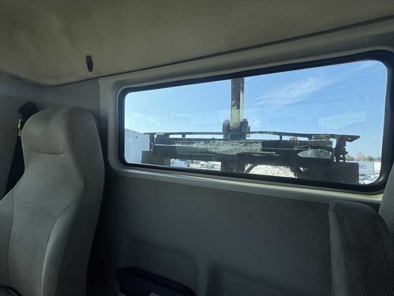 2017 Volvo - image 15