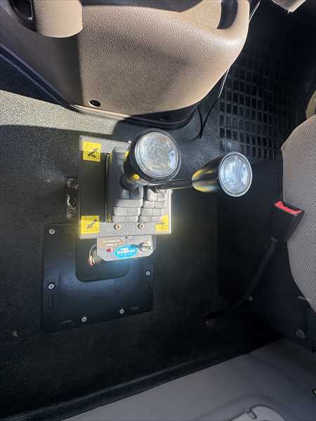 2017 Volvo - image 16