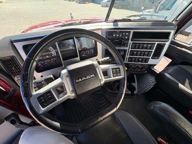 2023 Mack - image 11