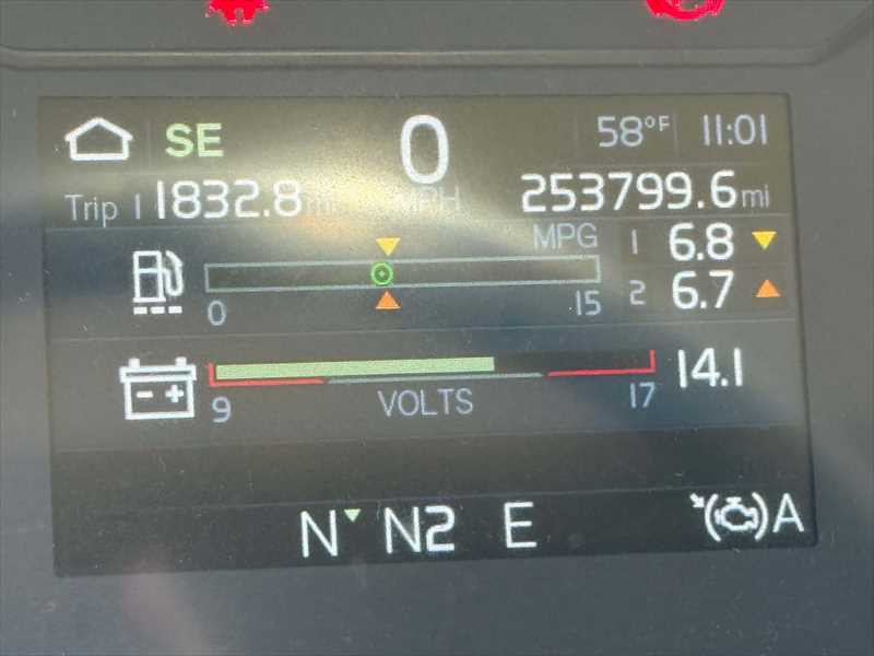 2023 Volvo - image 13