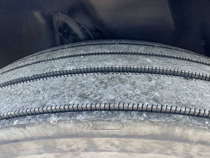 2021 Volvo - image 14