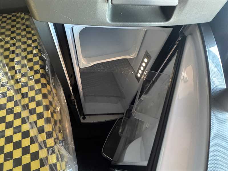 2021 Volvo - image 19