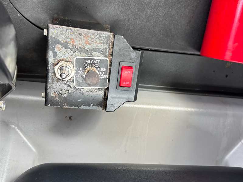 2019 Mack - image 14