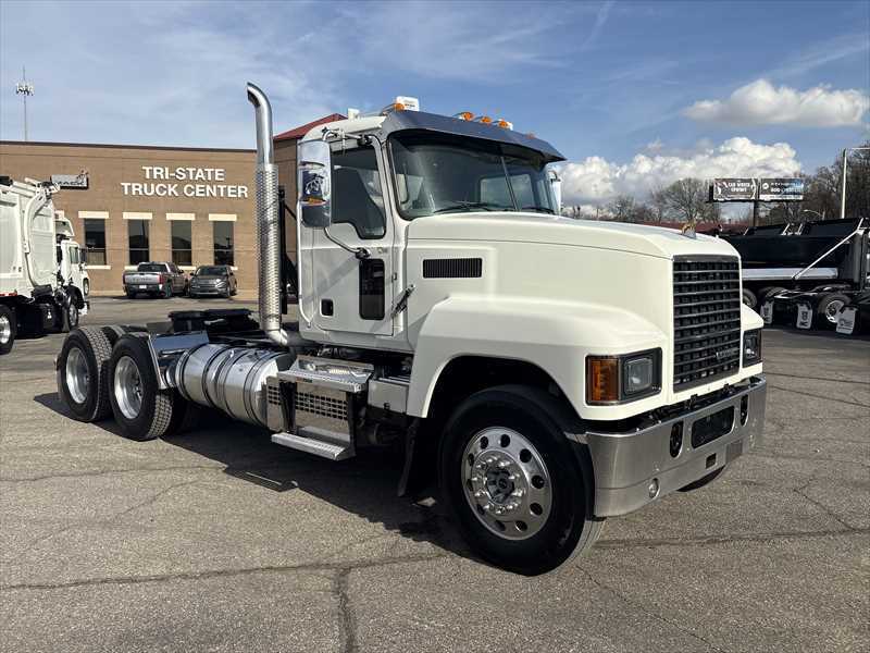 2020 Mack  PI64T