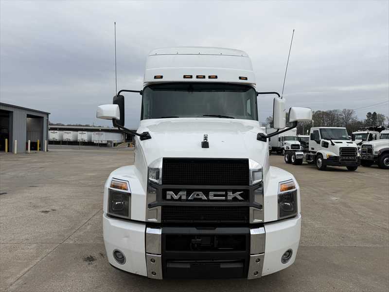 2021 Mack - image 6