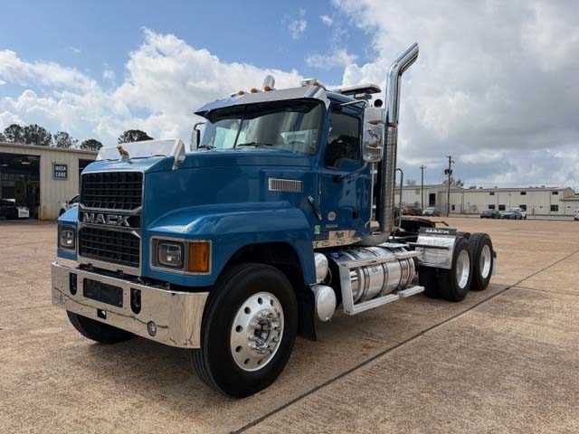 2025 Mack  PI64T