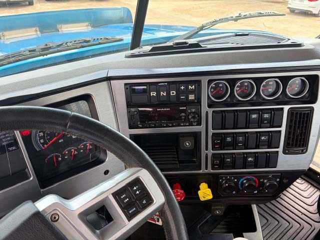 2025 Mack - image 12