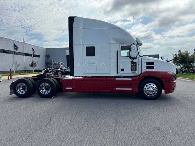2023 Mack  AN64T