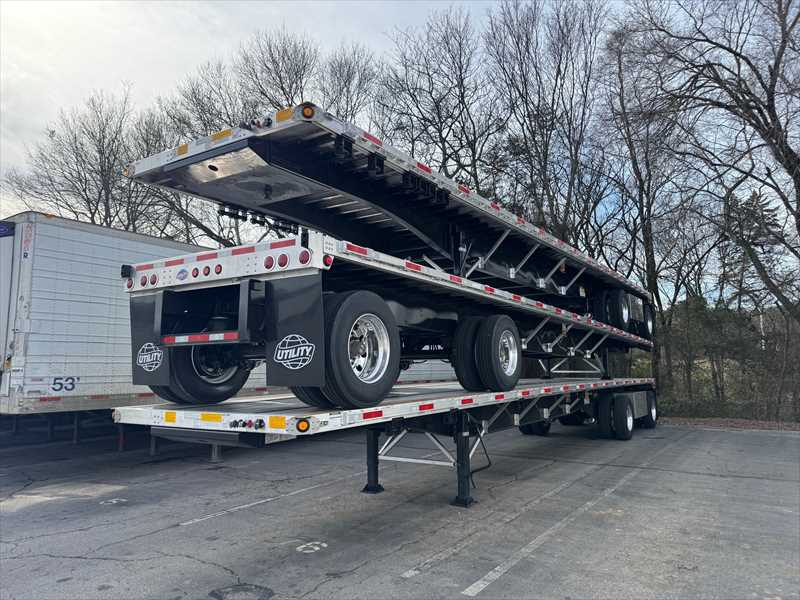 2027 Utility Flatbed