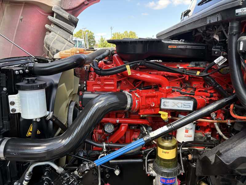 2021 International  LT625