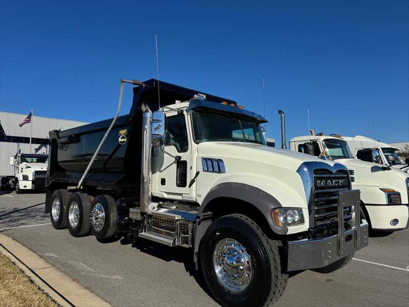 2023 Mack Granite - image 7