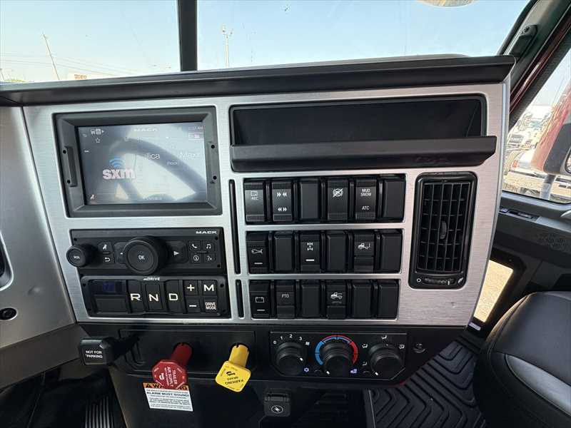 2025 Mack  AN64T