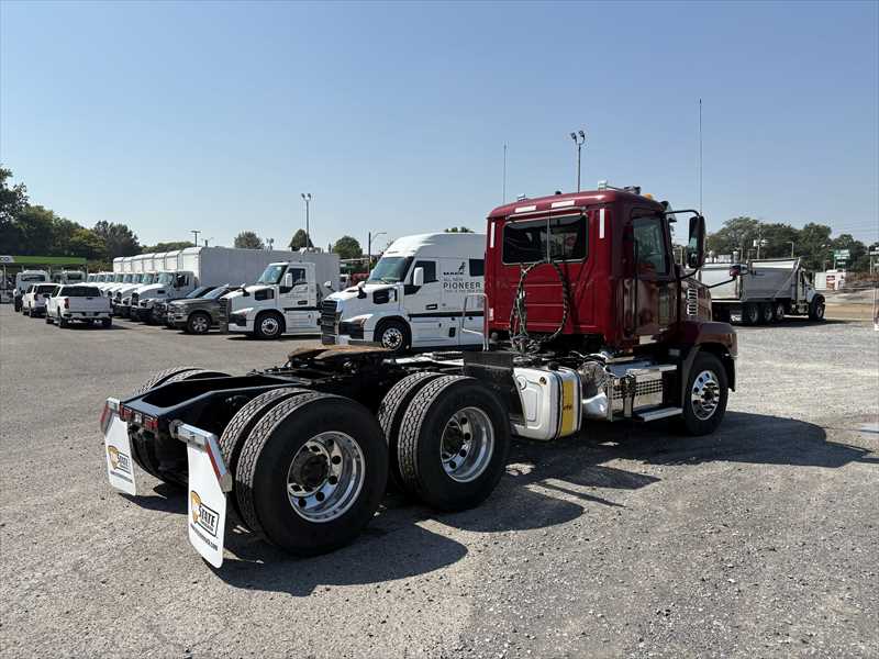 2025 Mack  AN64T