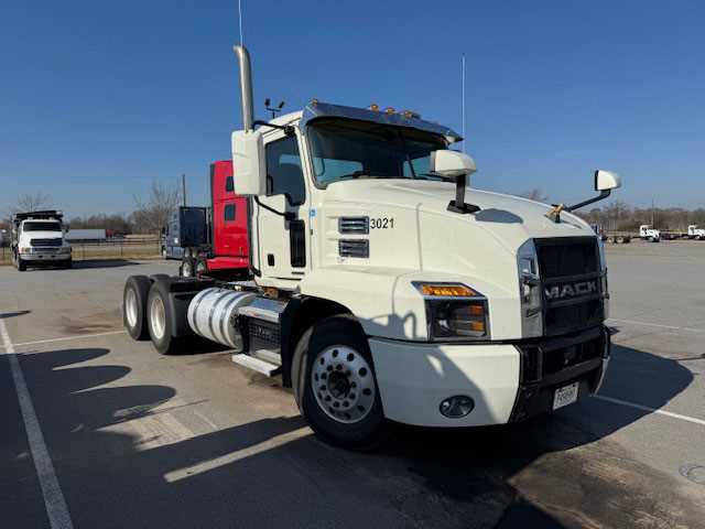 2023 Mack  AN64T