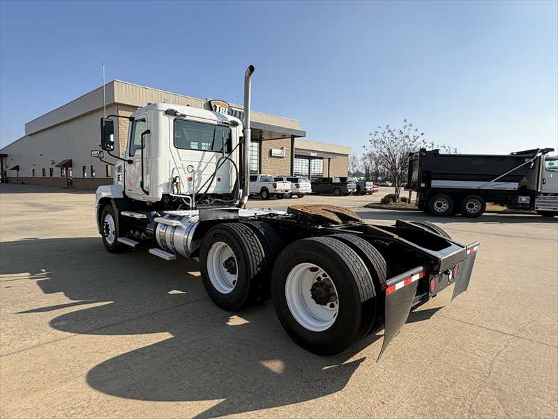 2020 Mack  AN64T