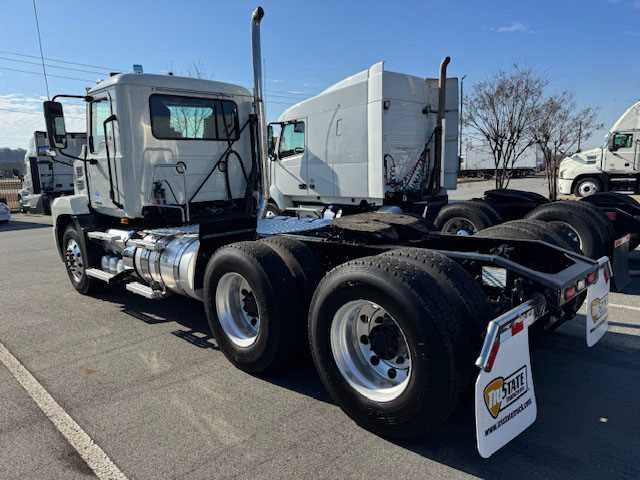2023 Mack  AN64T