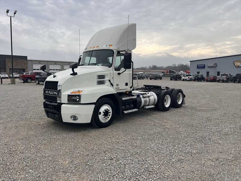 2020 Mack  AN64T