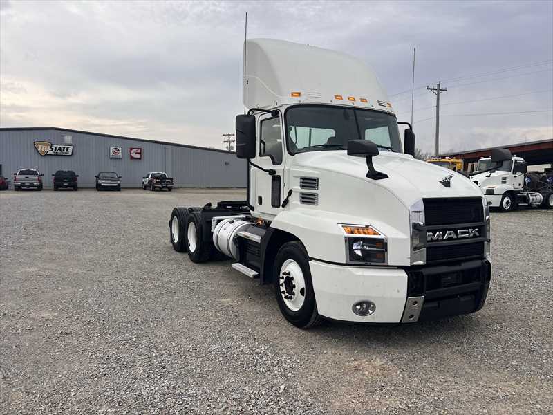 2020 Mack  AN64T