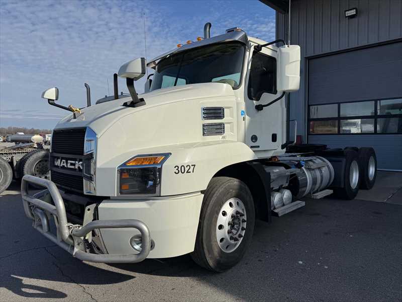 2023 Mack  AN64T